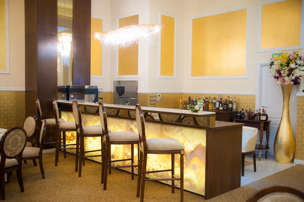 Best Western Hotel Lev Or I บูคาเรสต์ ภายนอก รูปภาพ