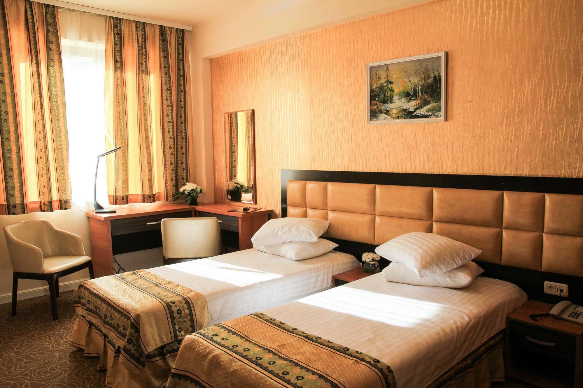 Best Western Hotel Lev Or I บูคาเรสต์ ภายนอก รูปภาพ