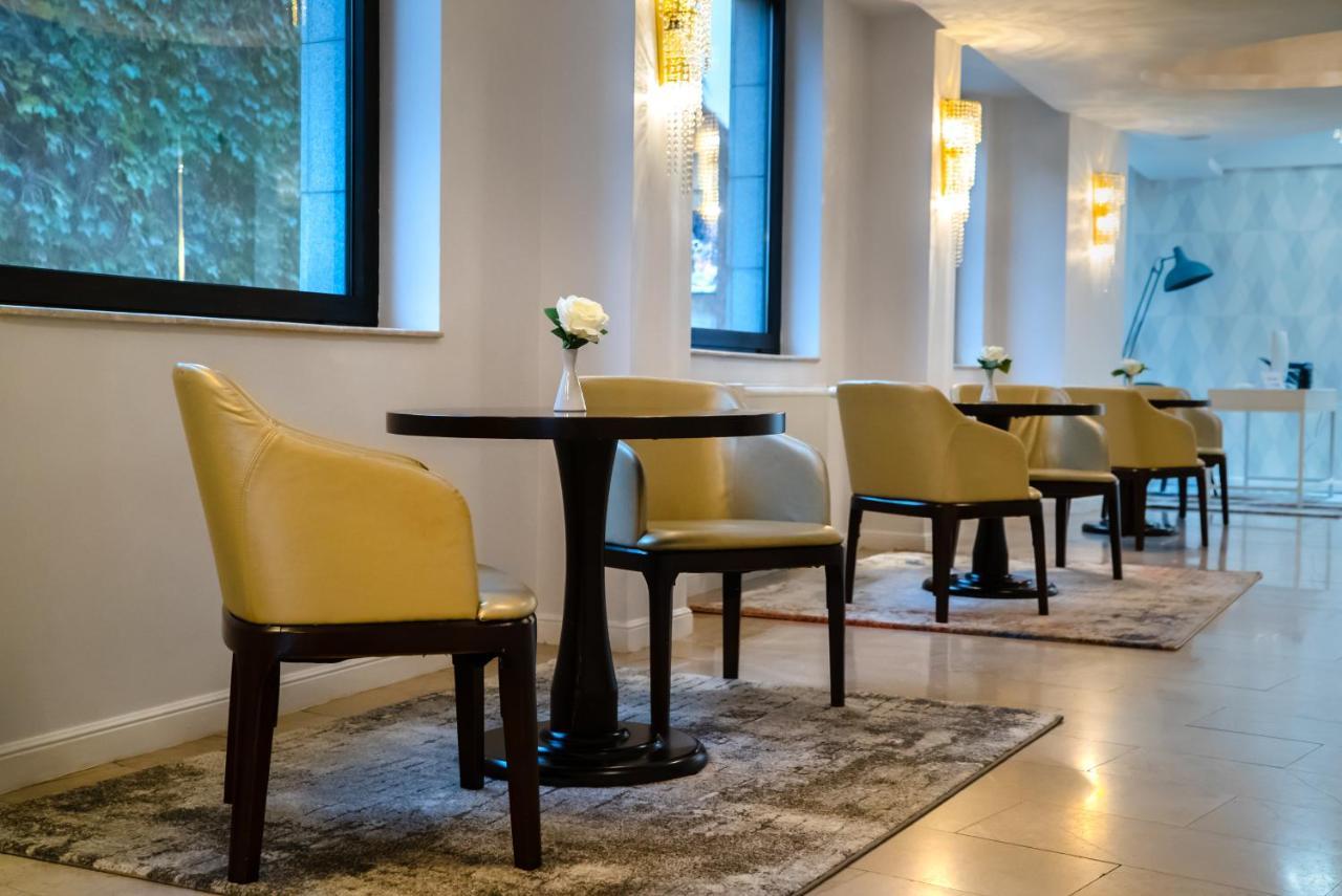 Best Western Hotel Lev Or I บูคาเรสต์ ภายนอก รูปภาพ