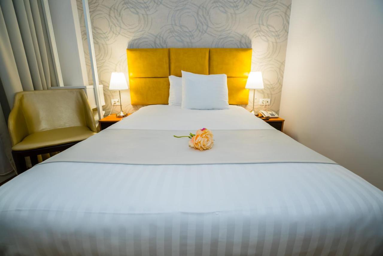 Best Western Hotel Lev Or I บูคาเรสต์ ภายนอก รูปภาพ