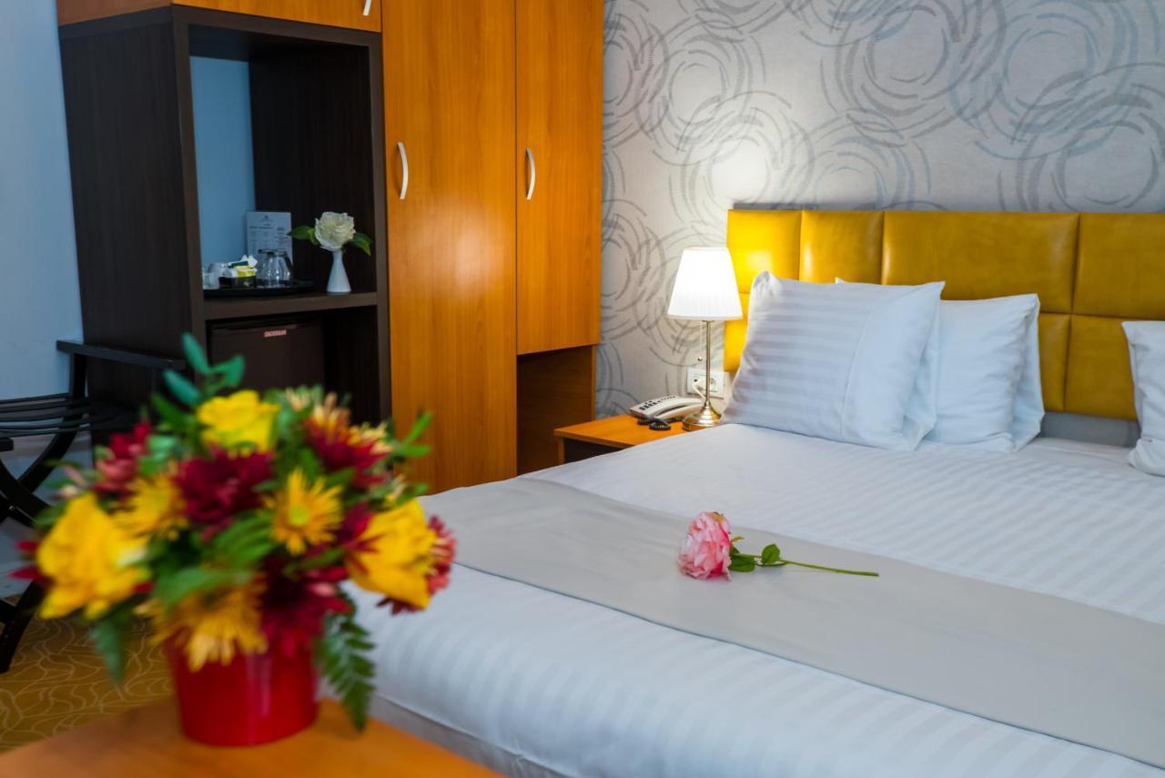 Best Western Hotel Lev Or I บูคาเรสต์ ภายนอก รูปภาพ