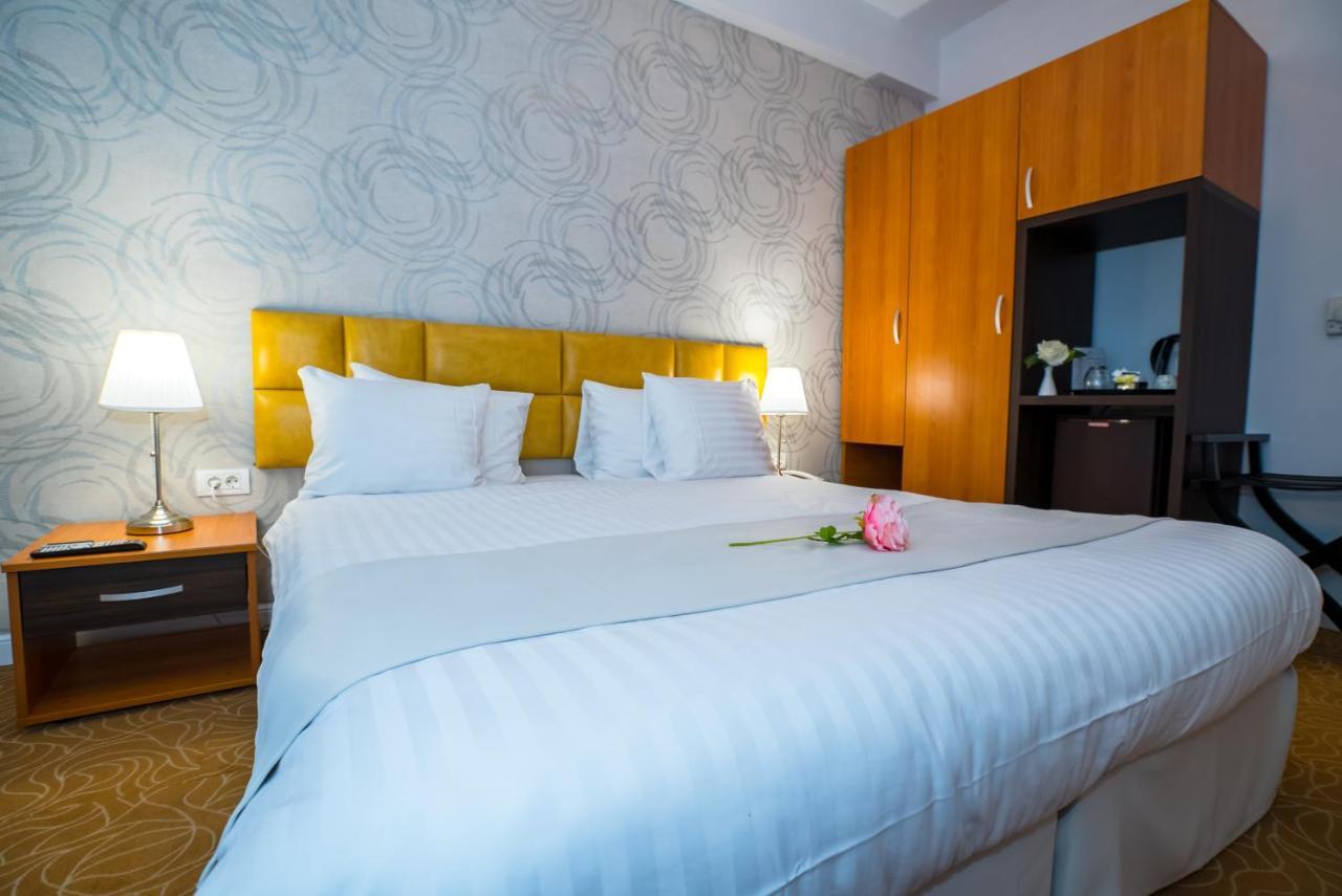 Best Western Hotel Lev Or I บูคาเรสต์ ภายนอก รูปภาพ