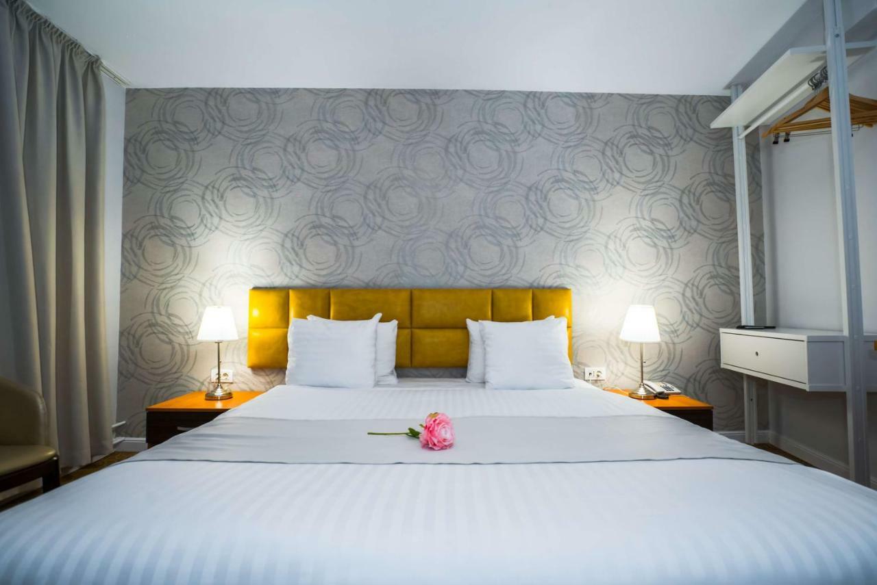 Best Western Hotel Lev Or I บูคาเรสต์ ภายนอก รูปภาพ